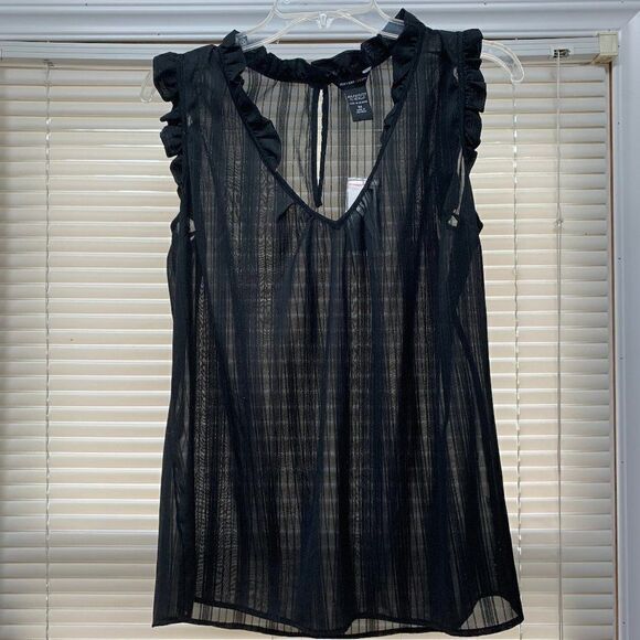 NWT New York & Company Short Sleeve Ruffle Blouse - Picture 1 of 4